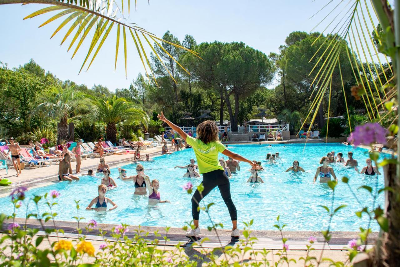 3 Bedroom Chalets Camping Lei Suves - Joycasa Roquebrune-sur Argens Exterior foto