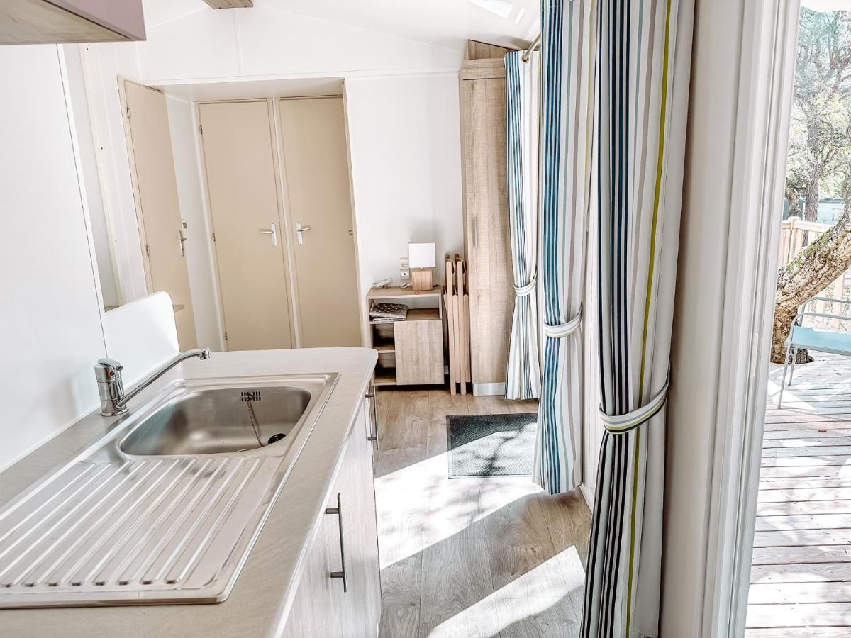 3 Bedroom Chalets Camping Lei Suves - Joycasa Roquebrune-sur Argens Exterior foto
