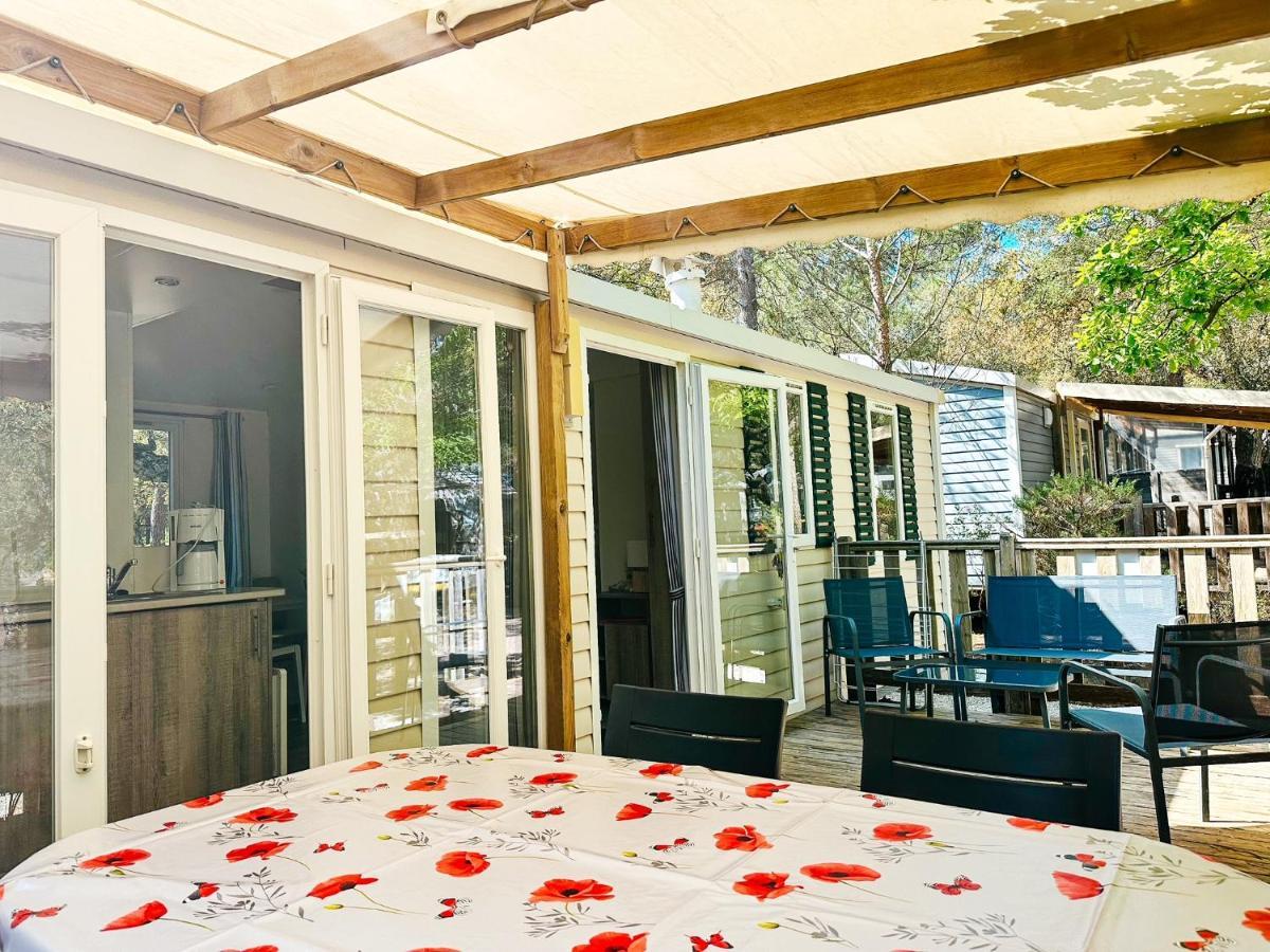 3 Bedroom Chalets Camping Lei Suves - Joycasa Roquebrune-sur Argens Exterior foto